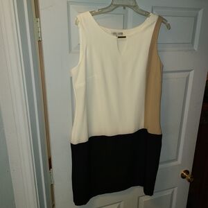 Sandra Darren Cream, Tan, and Black Mini Dress Size 14